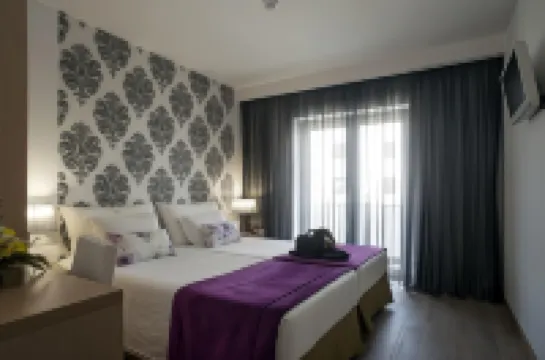 ホテル ジェネシス