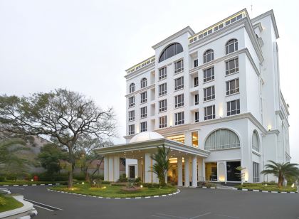 The Sahira Hotel Syariah