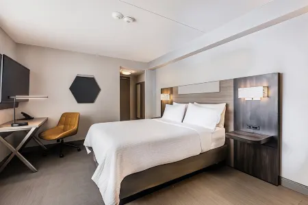 Holiday Inn Express Toronto-North York