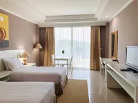 LA VIE EN ROSE HOTEL Hotels in Chiang Rai