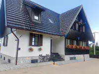 Plitvice Falls Cottage Hotels in Poljanak
