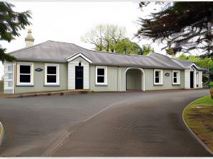 Brookhall Cottages