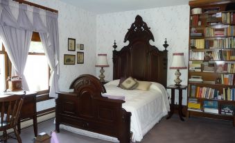 Victorian Loft Bed and Breakfast