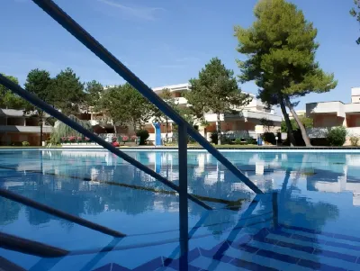 Studio with Shared Pool - Beahost