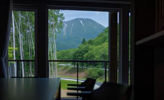 Contrail【Ezo Fuji Hoothills】