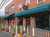 The Escape Hotels in Alderson