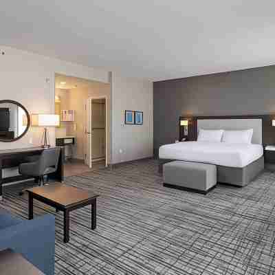 Hampton Inn & Suites Manteca Rooms