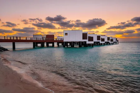 Bab Al Nojoum Hudayriyat Villas Отели рядом с достопримечательностью «Khalifa University Extension»