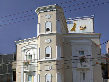 Hotel Fine Sakai Отели рядом со станцией JR Mikunigaoka Station