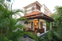 Puri Raja Hotel Отели в г. Бали