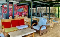 The Henry Resort Taramindu Laiya Hotel a San Juan