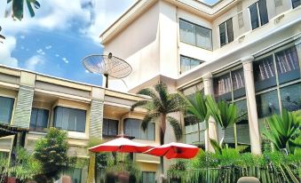 Resor Tuban Tropis