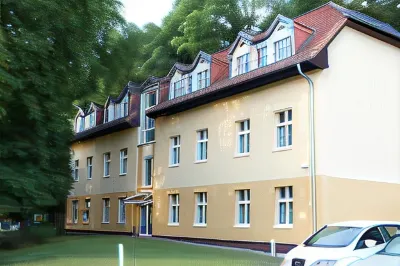 Hotel Und Restaurant Kranichsberg Hoteles en Strausberg