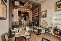 CRU Hotel - Layanan Antar-Jemput