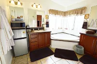 The Bear's Den B&B Hotels in Page