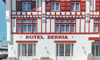 Hôtel Berria PAR la Maison de Pierre