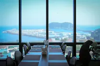 Eins Hotel