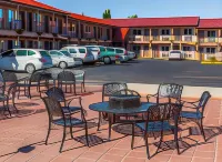 Mountain View Lodge - parking