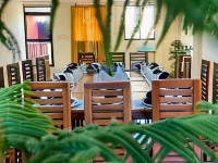 Yal's Town Inn - Breakfast