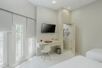 House of Asiyah Syariah Hotels in Laweyan