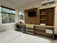 Karawatu Inn ビアクのホテル