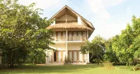 Giman Free Beach Resort Pasikuda - Airport Shuttle