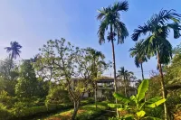 Coconut Lane Bangkok Hotel di Phra Pradaeng