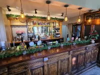 The Gateway Inn Hotels in Strickland Ketel