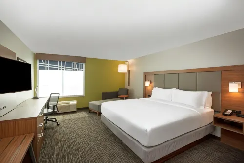 Holiday Inn Express & Suites Norfolk by IHG Hotels in Valley