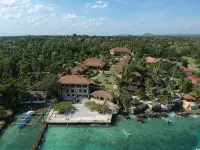 Turtle Bay Dive Resort Các khách sạn gần Pescador Island