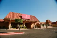 Ramada by Wyndham Fresno North Hotels near Fresno Discovery Center
