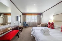 Knysna Log-Inn Hotel