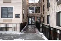 Cute Condo, Great Central Location!