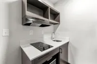 Southern Suites Forest Park GA