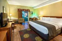 Cedar Meadows Resort & Spa, Ascend Hotel Collection Hotels in Timmins