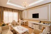 White Hotel Hotels in Thạch Linh