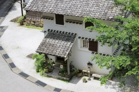 Qraud Tosawashi Kougeimura