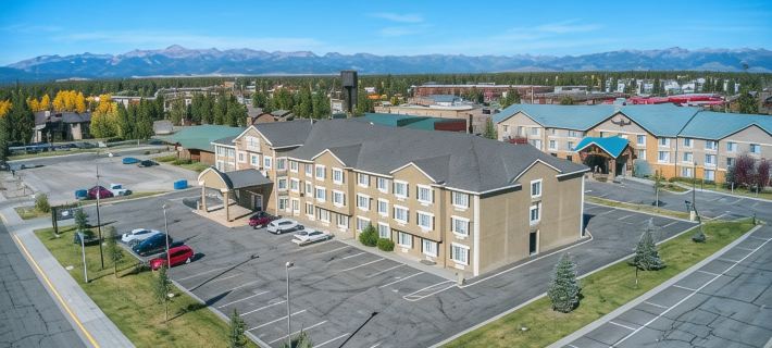 Yellowstone Park Hotel Hotels in Gallatin County