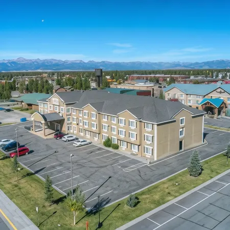 Yellowstone Park Hotel