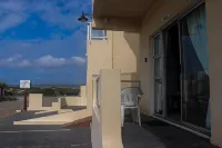 Whale Watchers Inn Hotels in Witsand