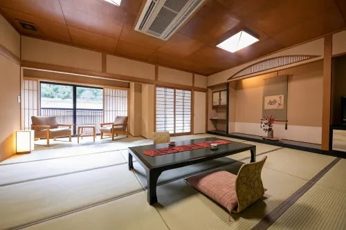 Nansuikaku - parking