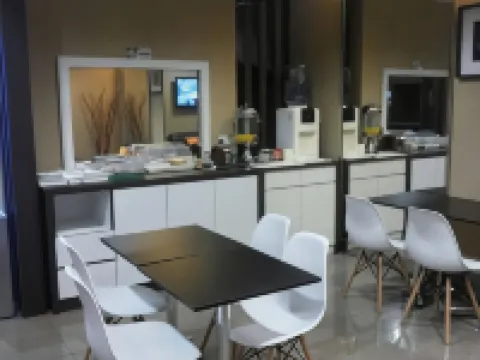 Radiant Hotel Sitiawan Hotel di Sitiawan