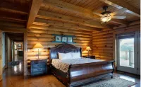 Large Cabin at Exit 407 - lots of parking Hotels near Great Smokies Flea Market