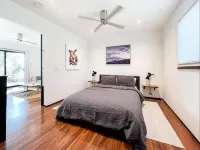 The Meiners Daughter - Beautiful Modernist 1 Bed Hotels in Ojai