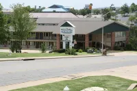 Green Gables Inn - Motels