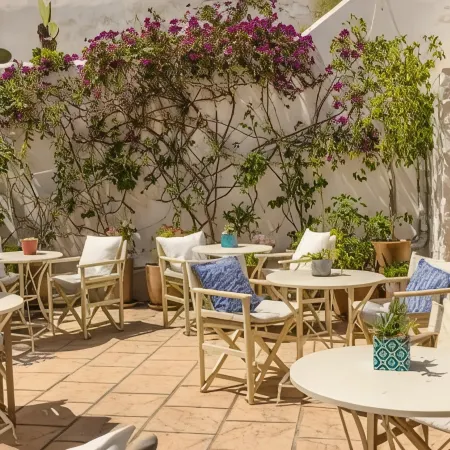 Hydra Hotel