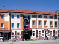 Lipa, Hotel & Bistro Hotels in Kozana
