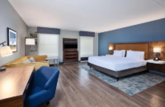 Hampton Inn & Suites Spartanburg-I-26 Westgate Mall Hotels in Spartanburg