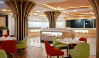 Emerald Resort & Casino - breakfast