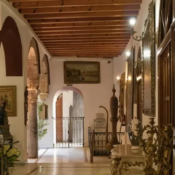 Hotel Casa Museo de la Mezquita Отели рядом с достопримечательностью «Дом сефарда»